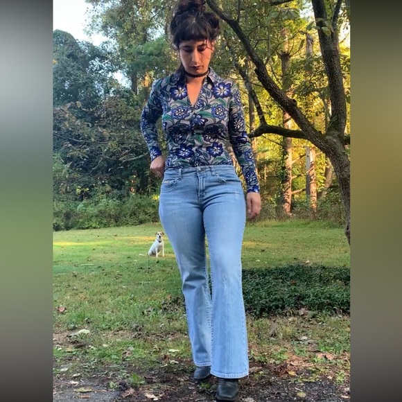 Y2K Low Rise Jeans 🍬 - Picture 3 of 9